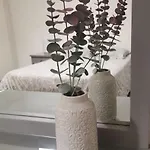 Nostalgia Apts