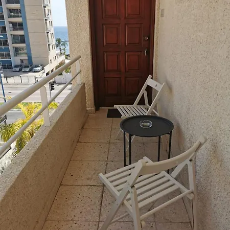 Nostalgia Apts Lägenhet Limassol