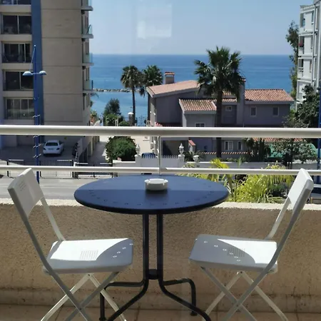 Διαμέρισμα Nostalgia Apts